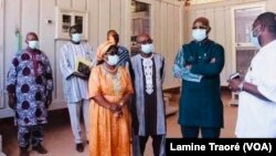 Visite du ministre Charlemagne Ouédraogo à l’hôpital Souro Sanou de Bobo-Dioulasso à Ouagadougou, le 29 mars 2021.