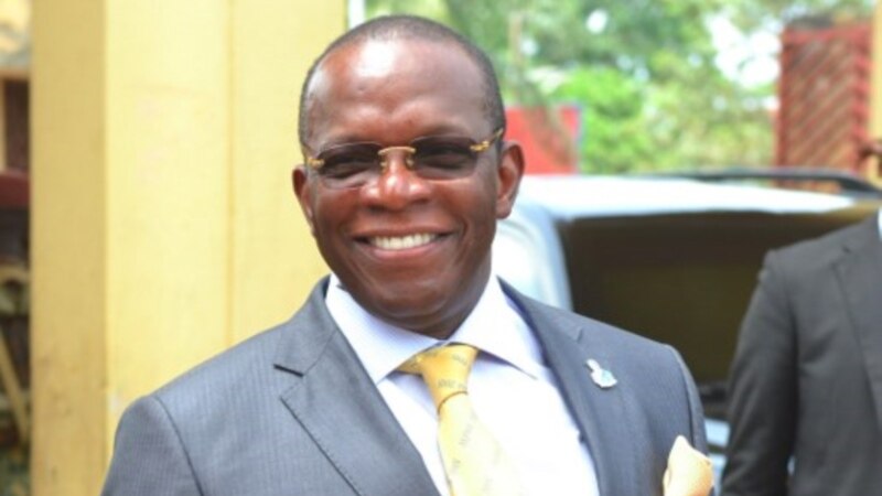 Fofana et trois ex-ministres guinéens écroués pour 