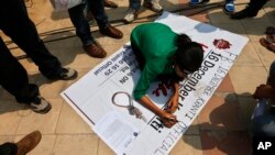 Indian Gang-rapists to Be Sentenced Friday
