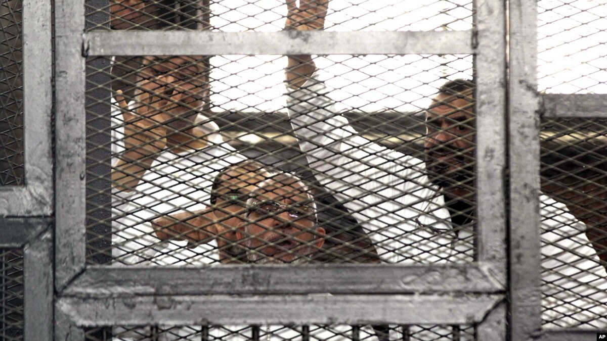 Muslim Brotherhood Leader, 13 Others Sentenced to Death