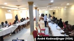Les acteurs judiciaires réfléchissent sur les délais de détention préventive à N'Djamena, le 16 décembre 2020. (VOA/André Kodmadjingar)