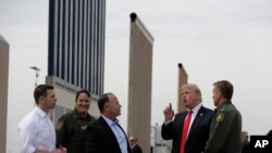 Президент Трамп инспектирует границу с Мексикой в Калифорнии. Март 2018г.