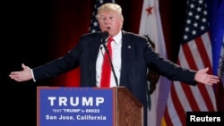 U.S. Republican presidential candidate Donald Trump speaks at a campaign rally in San Jose, California, U.S. June 2, 2016. REUTERS/Lucy Nicholson