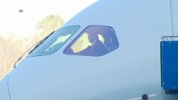 Trump Tours Inside Boeing 787 Dreamliner