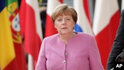 La canciller alemana Angela Merkel visitará la Casa Blanca el martes, para lo que será su primer encuentro frente a frente con Donald Trump, quien la criticó duramente durante la campaña presidencial.