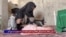 له ایران څخه راستنېدونکي افغانان په خپل هېواد کې له ستونزو سره مخ دي
