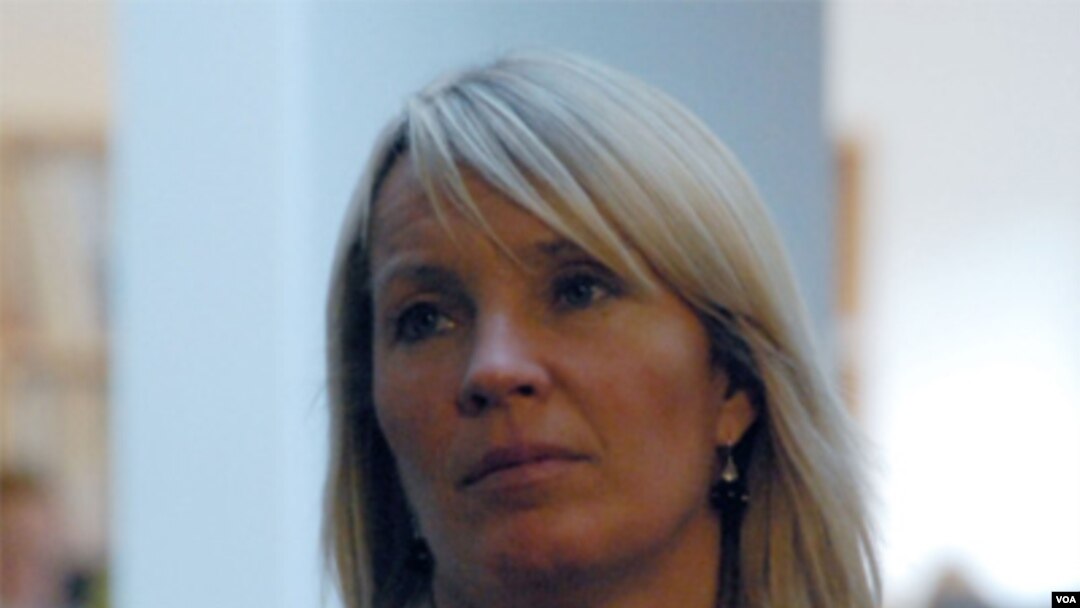 Menlu Denmark Lene Espersen membela kebebasan berpendapat di Denmark.
