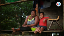 Ana Ventura Hodgson, una de las indígenas que habita en Rama Cay. Foto Houston Castillo, VOA