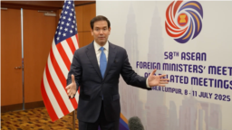 美国国务卿卢比奥在吉隆坡参加东盟会议期间回答记者提问。(2025年7月11日)