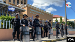 Daniel Ortega se ha valido del poder que ejerce en la Asamblea Nacional de Nicaragua para hacer cambios entre sus funcionarios. Foto de Houston Castillo, VOA.