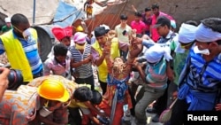 Inda ginin masana'antu ya ruguje kennan a kasar Bangladesh. 