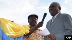 Zacharie Myboto, président du parti d'opposition dissous National Union (ONU), lors d'un rassemblement non autorisé à Libreville, le 22 septembre 2012.