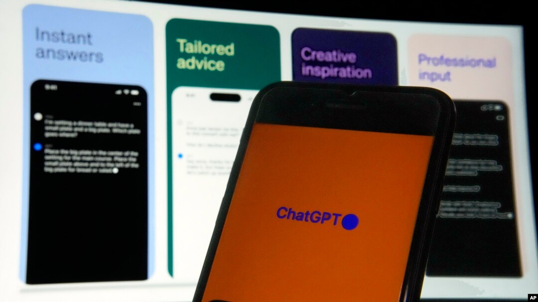 ARCHIVO - La aplicación ChatGPT de OpenAI se muestra en un iPhone en Nueva York, el 18 de mayo de 2023.