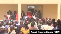 Le personnel judiciaire reconduit la grève sèche dans toutes les juridictions pour 7 jours à compter du 06 juin 2018 au Tchad, 11 janvier 2018. (VOA/ André Kodmadjingar)