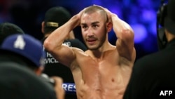 Petinju Rusia Maxim Dadashev saat bertarung di Las Vegas tahun lalu (foto: dok). 