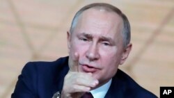 Putin anuncia vacuna contra COVID-19