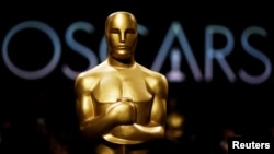 Oscar statue