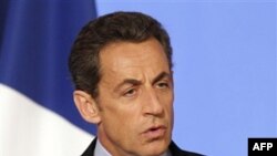 დღეს ვაშინგტონში ნიკოლა სარკოზი ჩამოდის