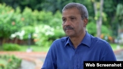 Bangladesh Chief Law Adviser Asif Nazrul speaks to VOA in Dhaka, Bangladesh, Sept. 28, 2024. Camera: Rubel Hassan.