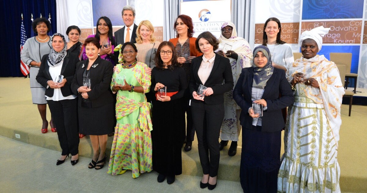 Porno video: Qizi dadasining sikini xohlaydi