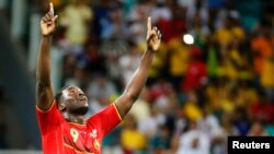 Romelu Lukaku de la Belgique jubile après la victoire contre les Etats-Unis lors de la coupe du monde à Salvatro, Brésil, 1er juillet 2014.