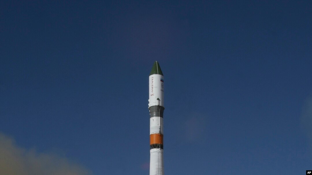 Pesawat kargo Rusia Souz 2,1A diluncurkan pada 14 Oktober 2017 di Baikonur, Kazakhstan. Rusia membatalkan peluncuran pesawat kargo tak berawak ke Stasiun Antariksa Internasional pada hari Minggu, 11 Februari 2018.