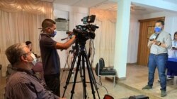 “Libertad no es solamente que puedas decir o no cosas, que puedas publicar o no. Es también que no tenemos derecho al acceso a la información", dijo a la VOA Luis Carlos Díaz, periodista venezolano detenido en 2019 por ejercer su oficio.