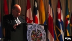 El secretario general de la OEA, José Miguel Insulza, dijo que la situación de la prensa en Venezuela es "ciertamente preocupante".