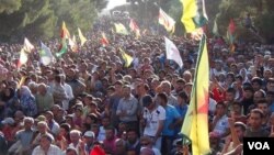 Merasîma binaxkirina şervanekî YPG li Efrînê