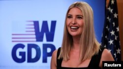 Ivanka Trump, Penasihat Presiden AS, berbicara dalam acara di Washington DC (11/8). 