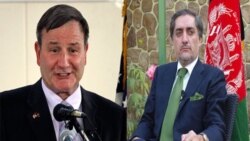 عبدالله عبدالله، رهبر مخالفان افغان و کارل آیکنبری، سفیر آمریکا