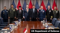 Secretary of War Pete Hegseth hosts a bilateral meeting with Indonesia Minister of Defense Sjafrie Sjamsoeddin, April 13, 2026.