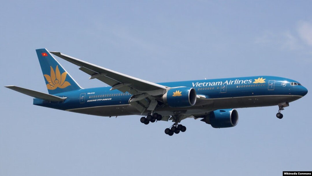 Một chiếc máy bay Boeing 777-2Q8/ER của hãng hàng không Vietnam Airlines.