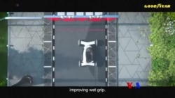 လေထုသန့်စင်တဲ့ကားတာယာ၊ အသက် ၉၂ အရွယ်ဘောလုံးနည်းပြ