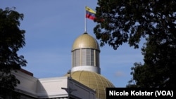 ARCHIVO - Vista de la Asamblea Nacional de Venezuela, en Caracas, tomada el 25 de noviembre de 2024.