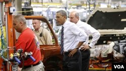 Barack Obama recordó que un año antes de su presidencia la industria automotriz había perdido más de 400.000 empleos.