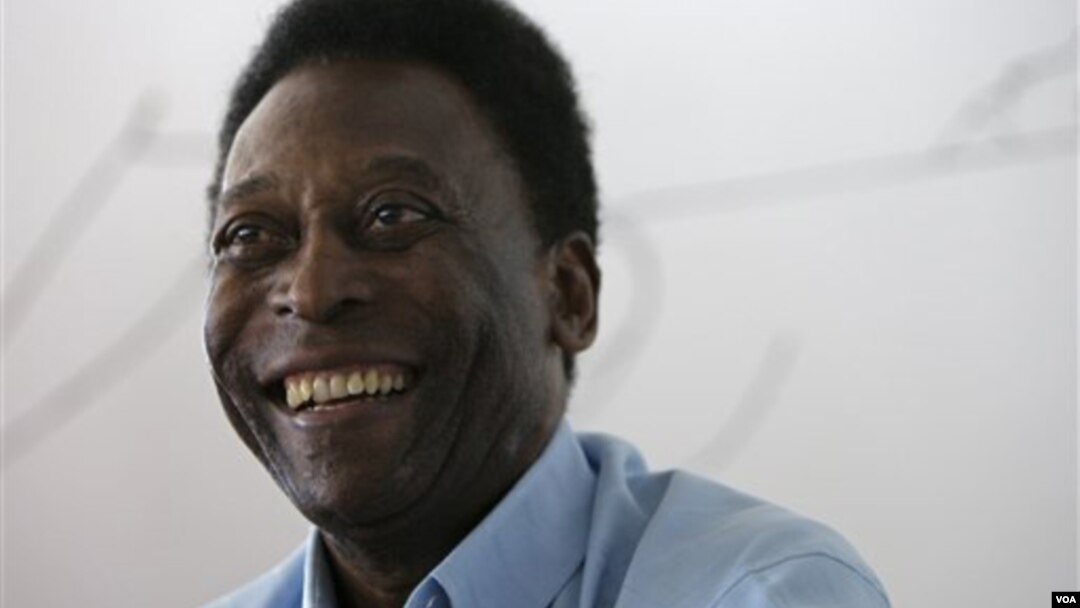 Legenda sepakbola dari Brazil, Pele sukses menjalani operasi pinggul (foto: dok).
