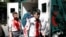 Dan kasar Afganistan da samu rauni ya iso a Asibiti bayan fashewar Bam a Kabul, Afghanistan, ranar Laraba 31 ga watan Mayu, shekarar 2017.<br />
<br />
&nbsp;