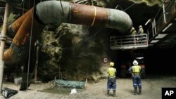 Suasana pertambangan batu bara di Pike River, Selandia Baru, sebelum terjadinya ledakan 19 November 2010 (Foto: dok). Hasil penyelidikan tim komisi kerajaan Selandia Baru menyatakan bahwa ledakan tersebut terjadi karena kelalaian operator yang meremehkan standar keselamatan pekerja, Senin (5/11).