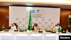 Saudi officials are seen during a virtual pledging conference to aid Yemen, in Riyadh, Saudi Arabia, June 2, 2020. (Saudi Press Agency/Handout via Reuters)