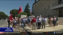 Tiranë, protestë kundër ndërtimit të hidrocentraleve