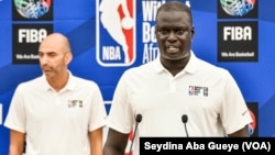 Amadou Gallo Fall lors de la 17e édition du camp de la NBA, à Dakar, Sénégal, le 28 juillet 2019. (VOA/Seydina Aba Gueye)