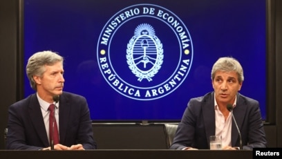 FMI y Argentina alcanzan acuerdo de deuda por 44.000 millones de dólares