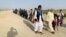 "Tinchlik karvoni" nomini olgan yurish Afg'onistonda urushni to'xtatish talabi bilan yuzlab kilometr masofani piyoda bosib o'tmoqda