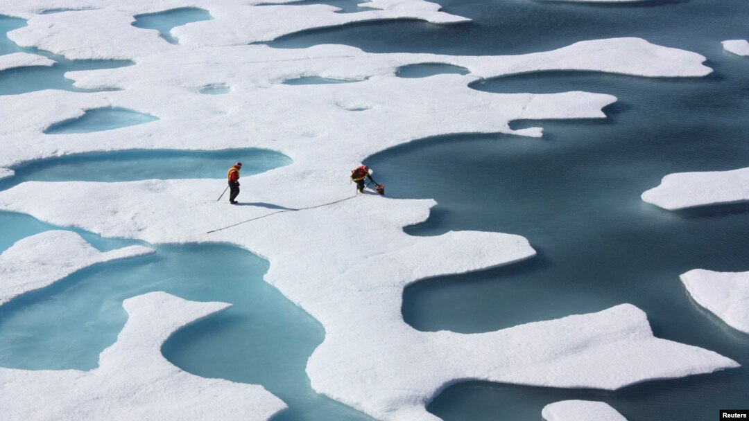 Algunos científicos aseguran que el Océano Ártico sufre directamente las consecuencias del calentamiento global.