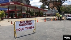 La crisis económica y la mala administración pública de la industria de los hidrocarburos han llevado la operatividad de las refinerías nacional a niveles mínimos. [Foto: Adriana Núñez R, VOA]