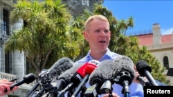 Chris Hipkins berbicara kepada awak media di Wellington, Selandia Baru, 21 Januari 2023. (Foto: REUTERS/Lucy Craymer)