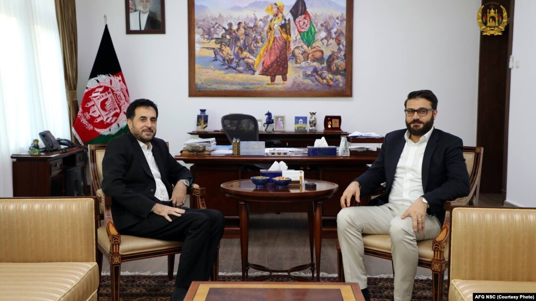 د افغانستان د ملي امنیت سلارکار حمدالله محب او د دفاع نگران وزیر، اسدالله خالد