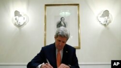 Menteri Luar Negeri AS John Kerry.