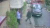 Le journaliste saoudien Jamal Khashoggi à son arrivée au consulat d'Arabie Saoudite à Istanbul, en Turquie, sur image fixe extraite d'une vidéo de vidéosurveillance obtenue par TRT World, le 2 octobre 2018. 